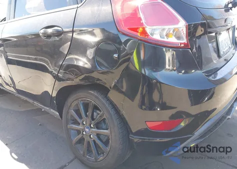 2019 Ford Fiesta St Line z USA, uszkodzony, nr VIN 3FADP4DJ1KM145237